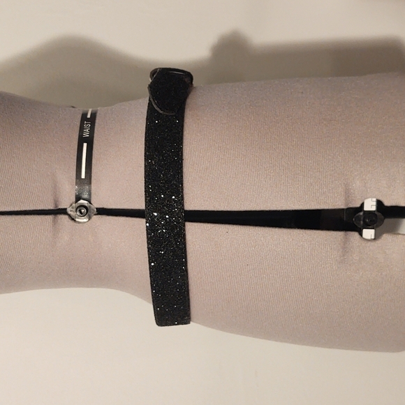 Sparkly Black Belt Sz M - Picture 5 of 6